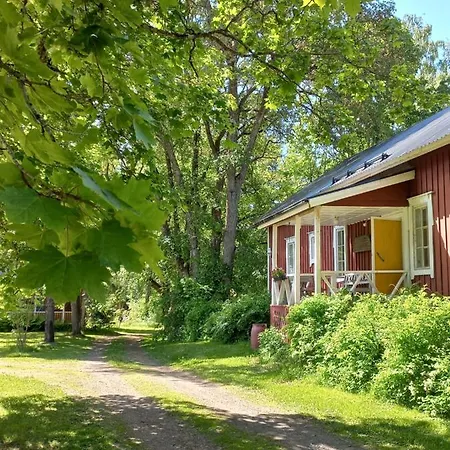 Bed & Breakfast Bobackan Pihatorpan Kammarit *