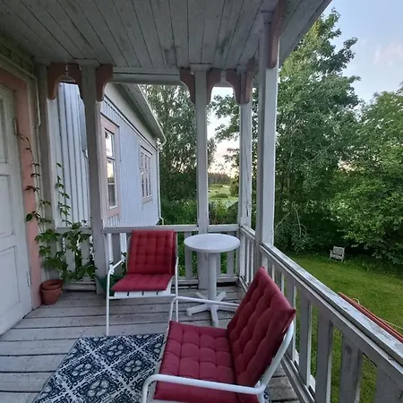 Bed & Breakfast Bobackan Pihatorpan Kammarit *